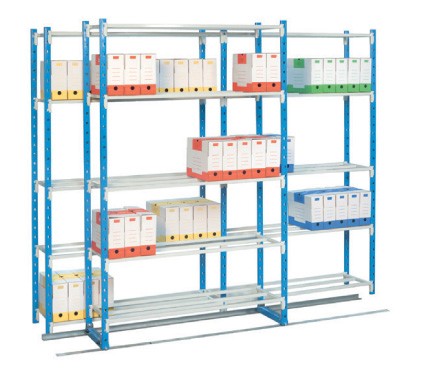 Seitlich verfahrbares Regal